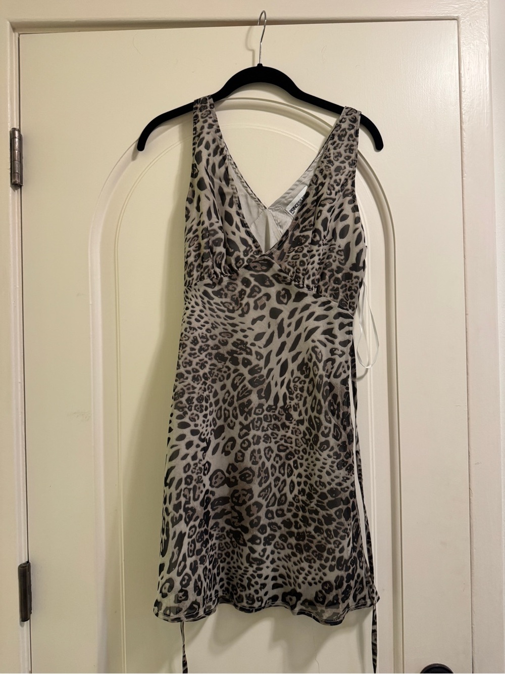 Princess Polly Leopard Print Mini Dress V-Neck Sleeveless Tie Back US 4